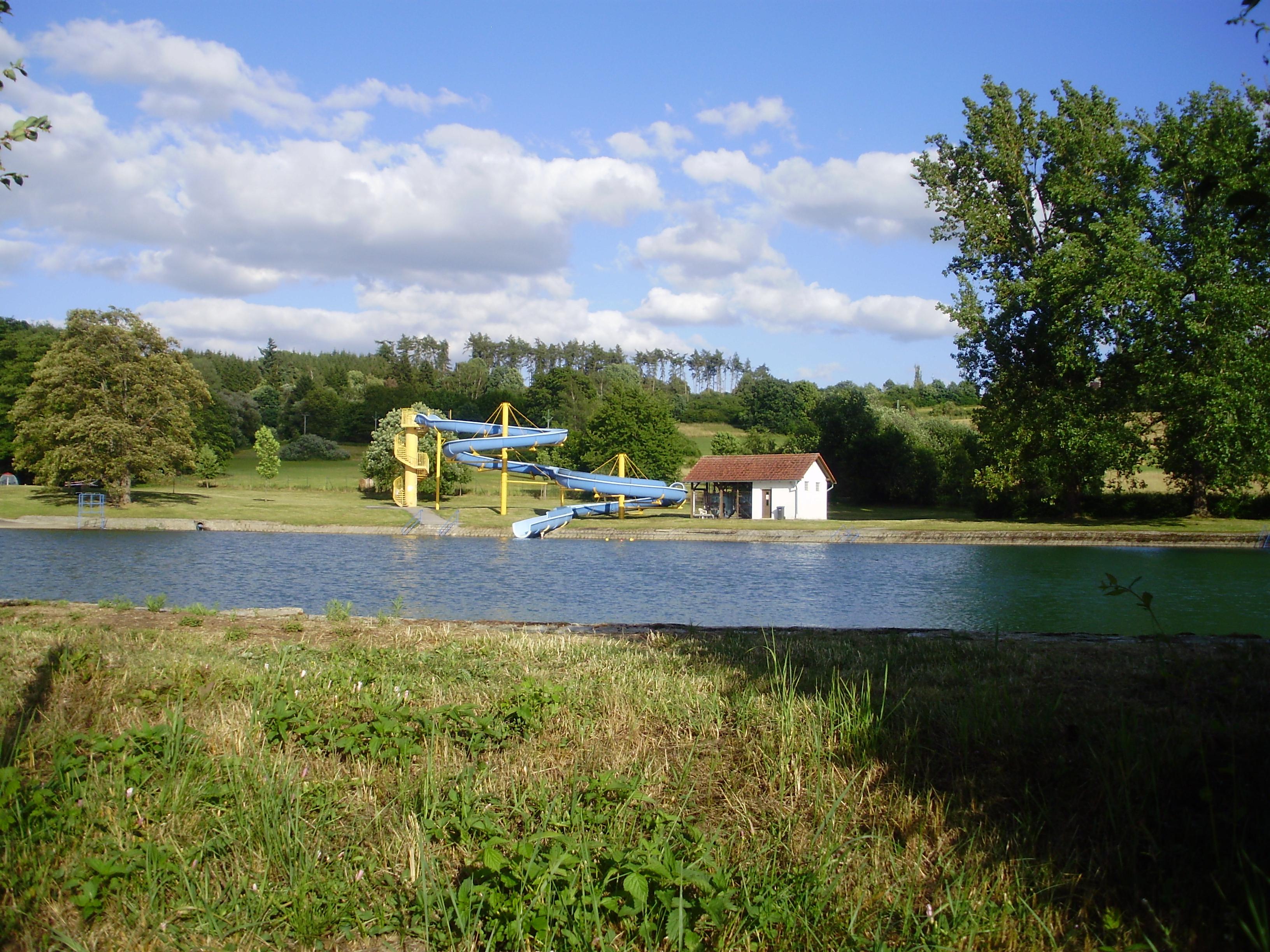 Koupaliště Planá foto 4