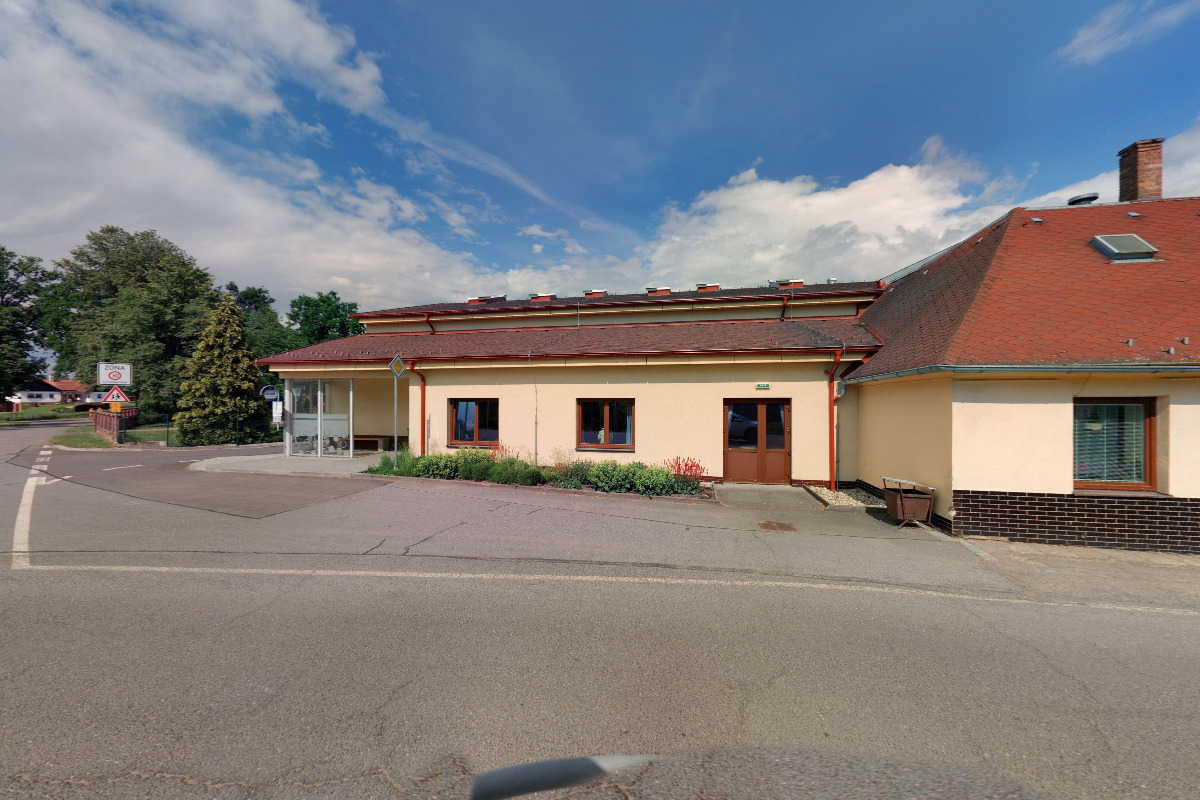 Kulturní dům Žichlínek - Společenský sál foto 1