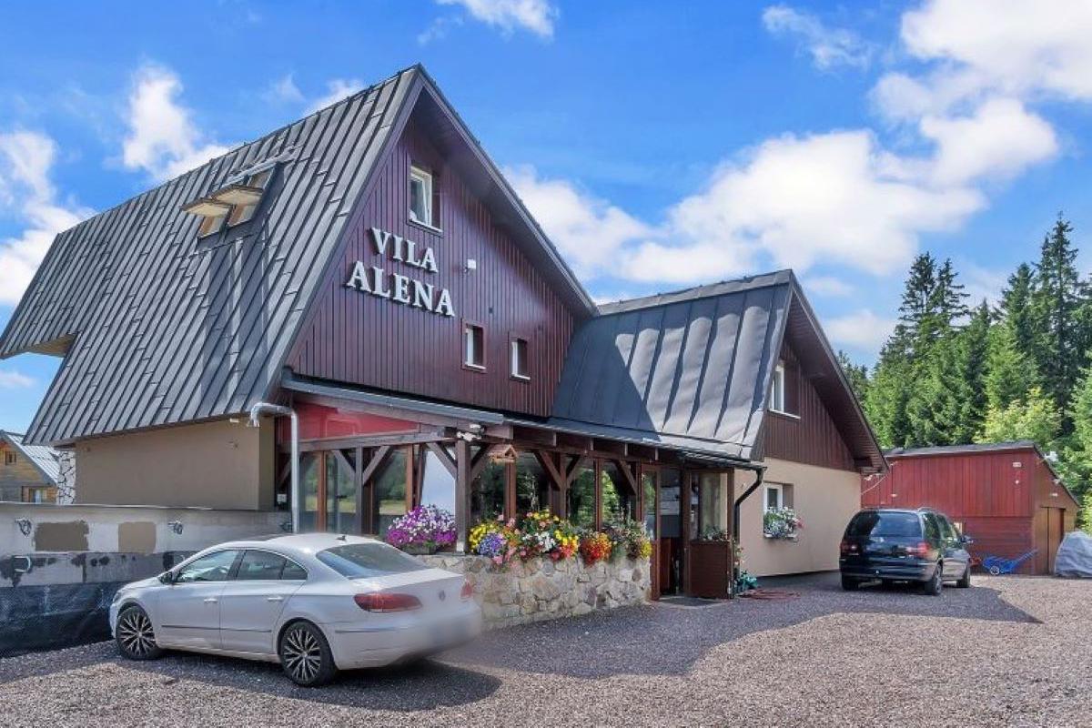 Vila Alena