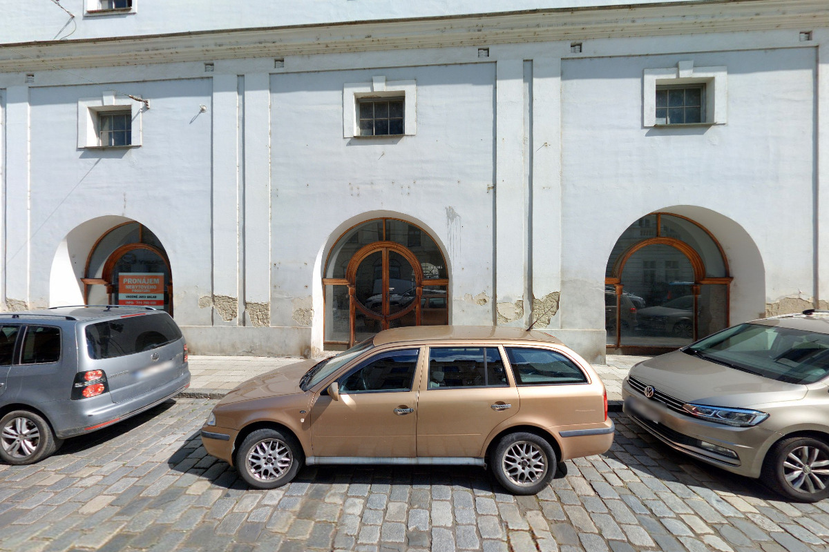 Ruční mytí Carrera