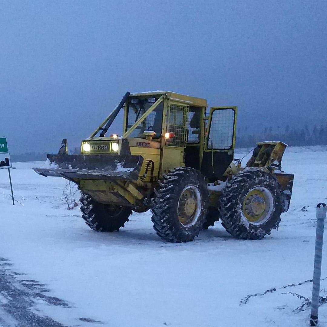 Martin Koblasa - Autodoprava a lesní práce foto 5