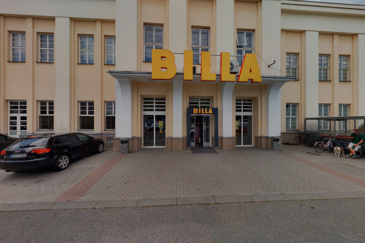 První olomoucká investiční, a.s.