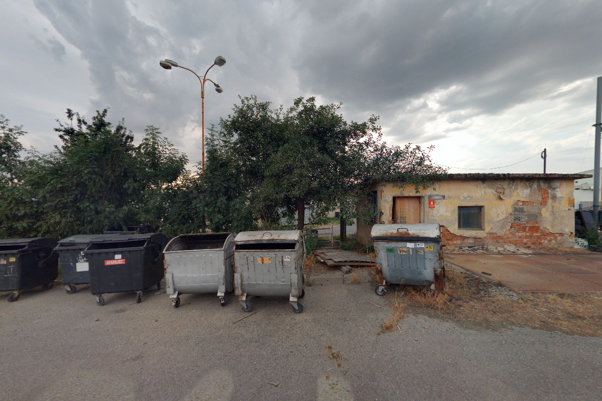 AZ DŘEVOINTERIÉR, s.r.o.