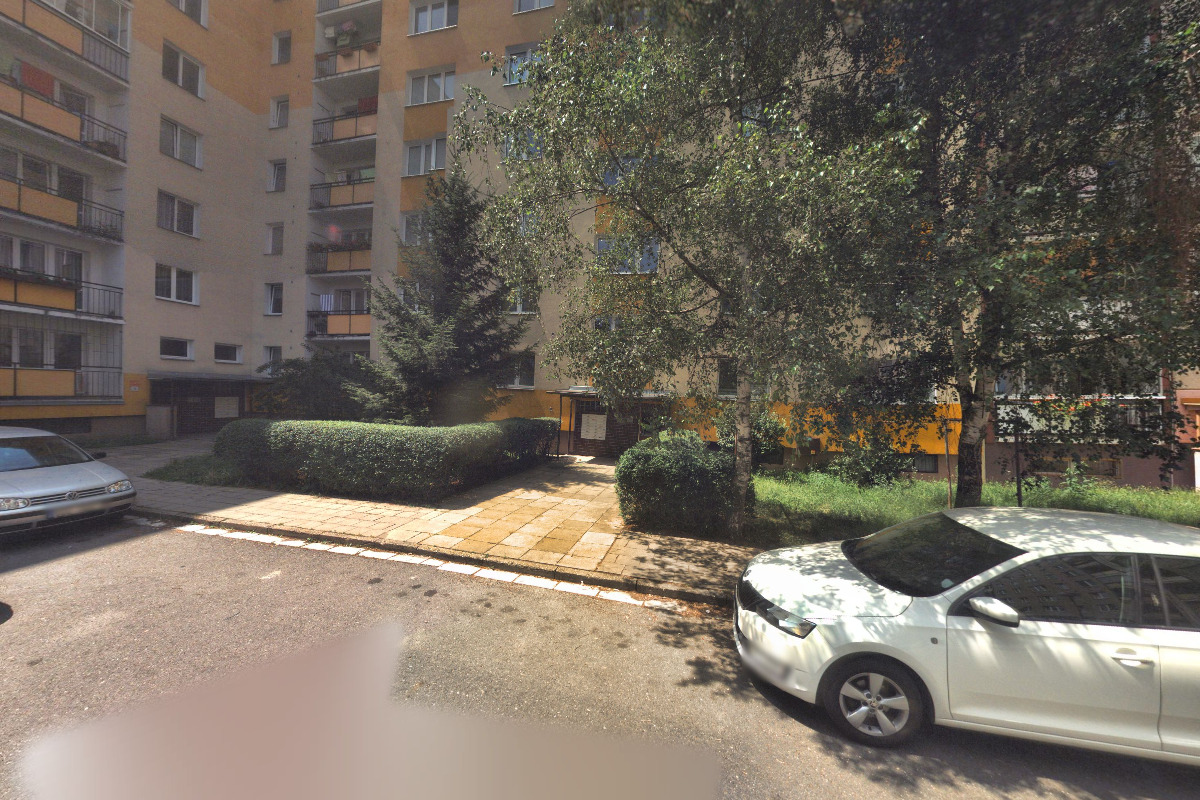 E-WAREHOUSE STORE foto 2