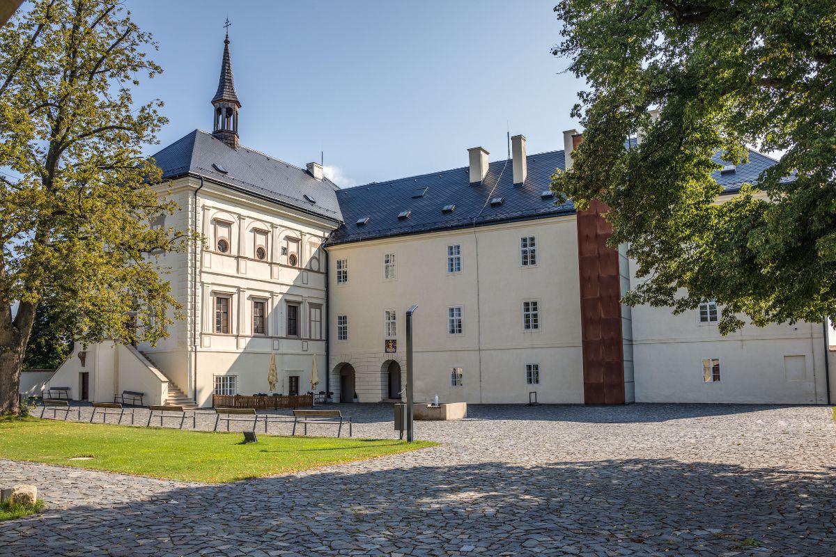 Hotel Zámek Svijany***