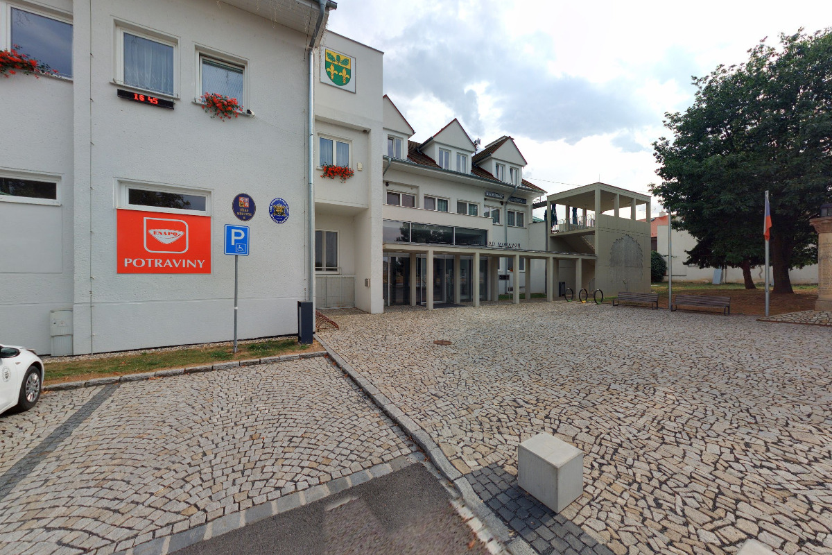 Obecní knihovna Dub nad Moravou foto 2