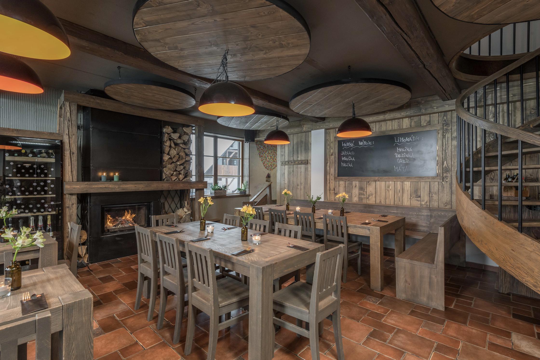 La Pasta - Restaurace a bowling