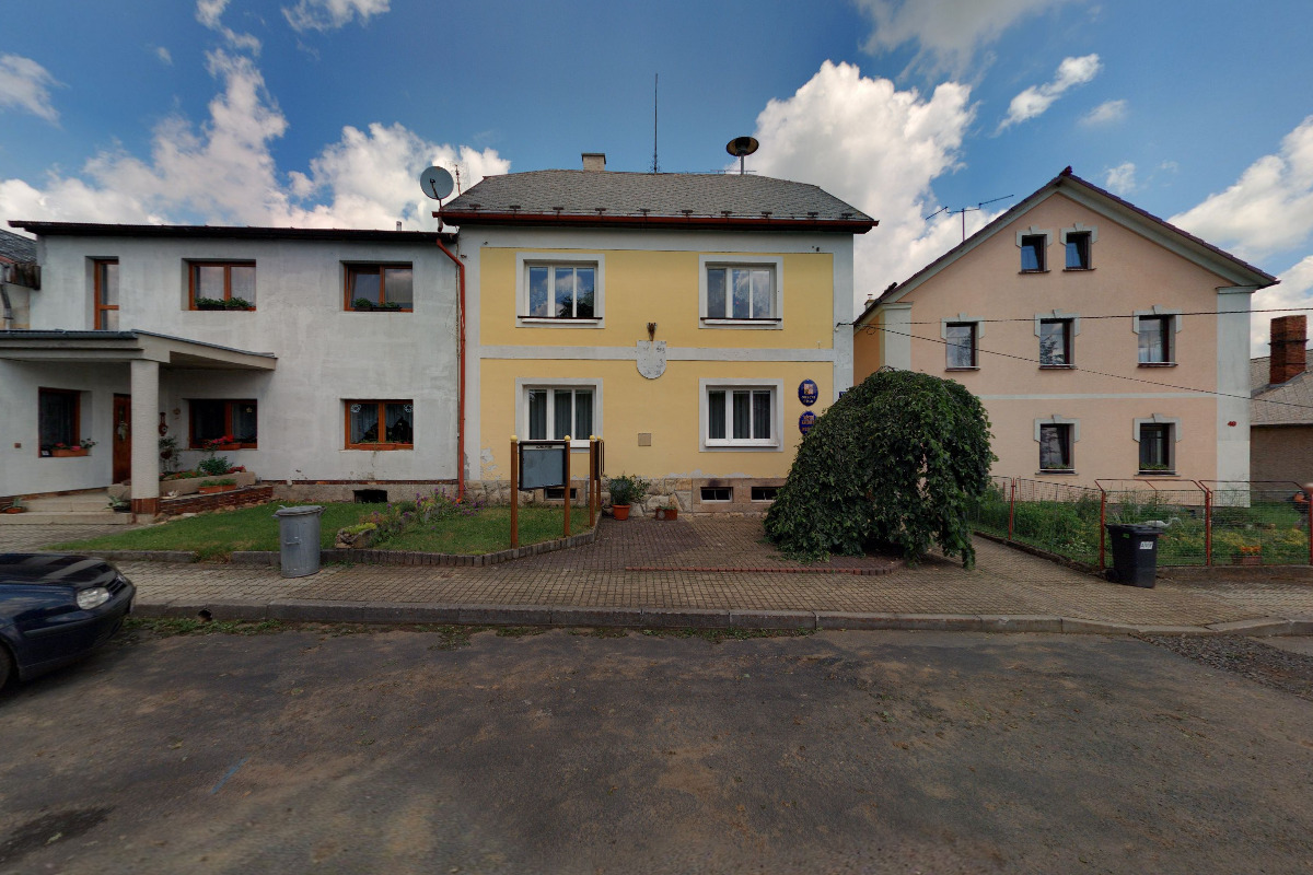 Místní knihovna Otročín