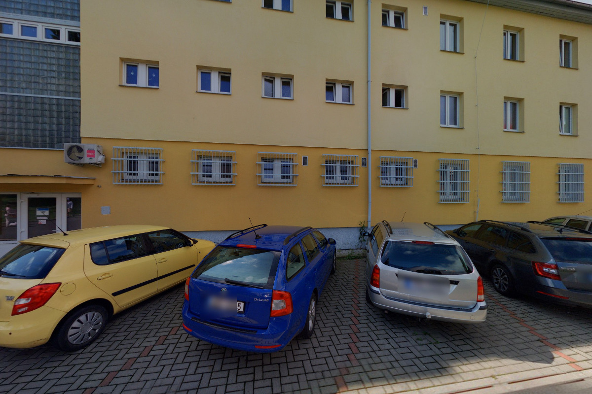 Policie ČR - Obvodní oddělení Ostrov foto 2