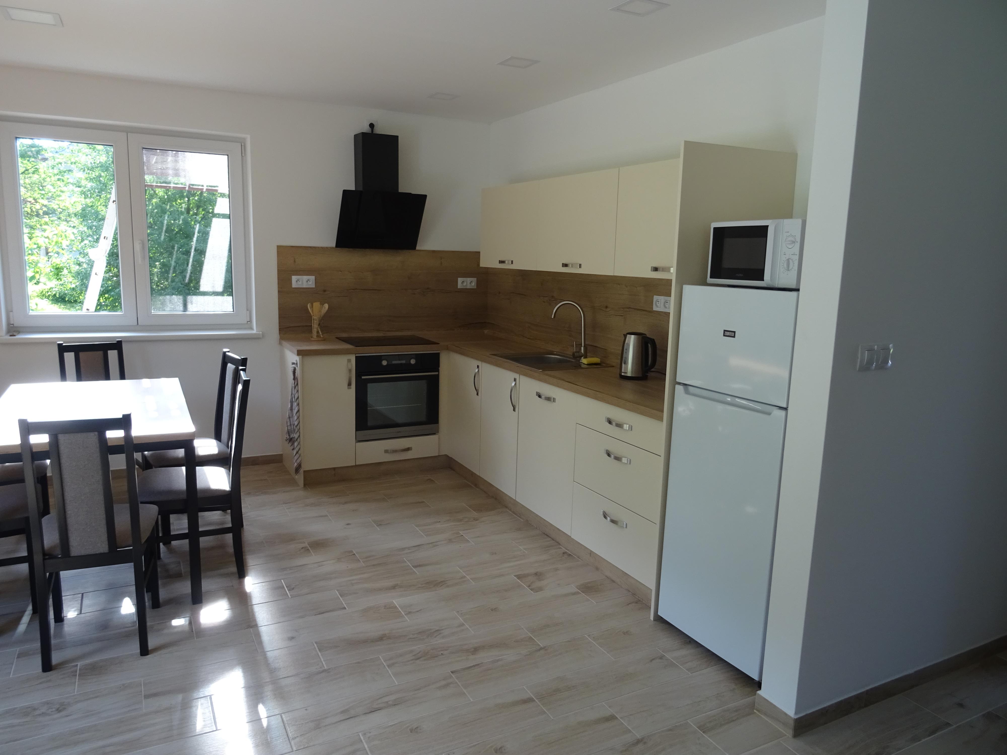 Pod zelenou strání foto 3