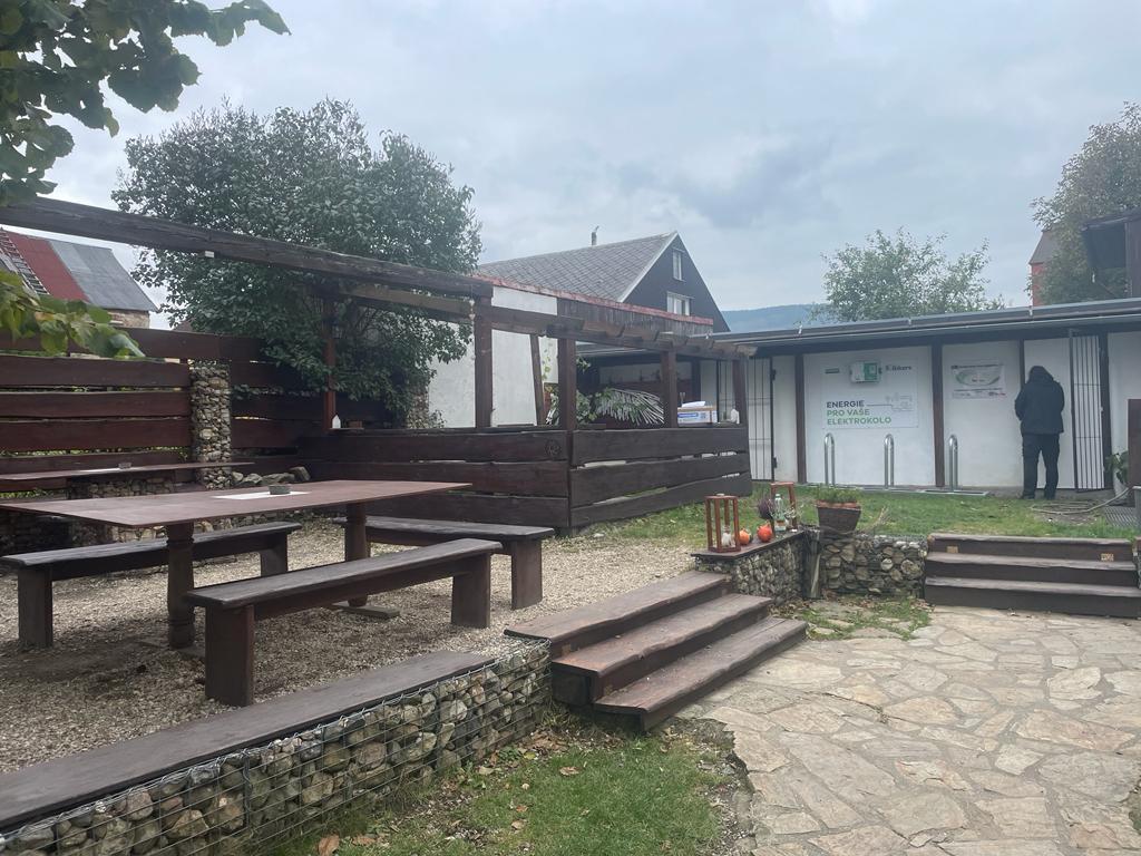 Nabíjecí stanice Bike Bistro U Všech andělů foto 3