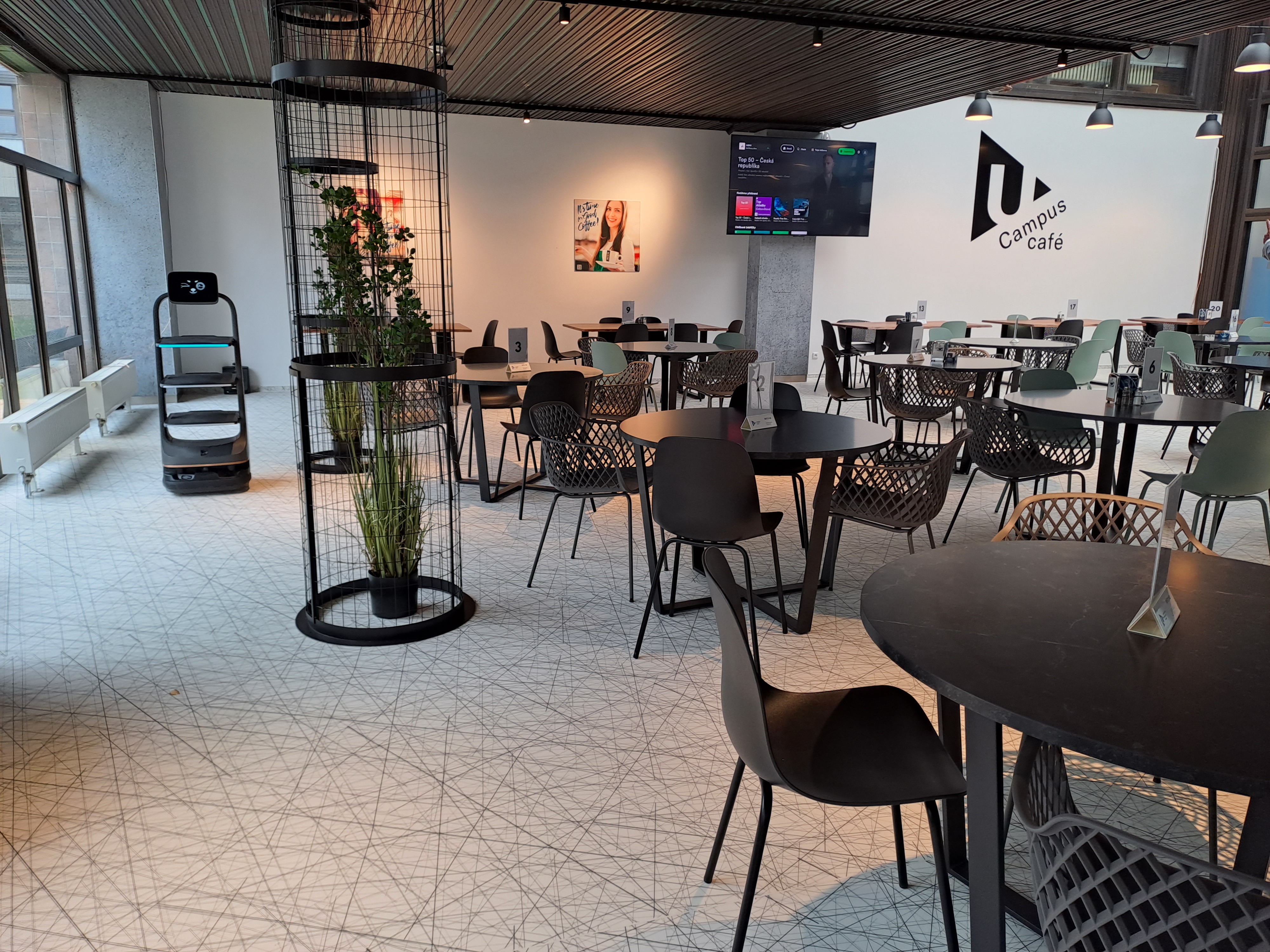 Západočeská univerzita v Plzni - Campus café (Kavárna FST) foto 1