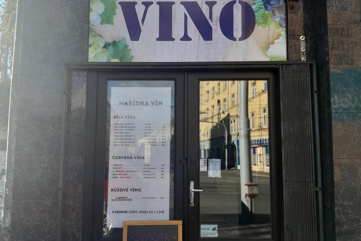 Víno - Markéta Adametzová foto 1