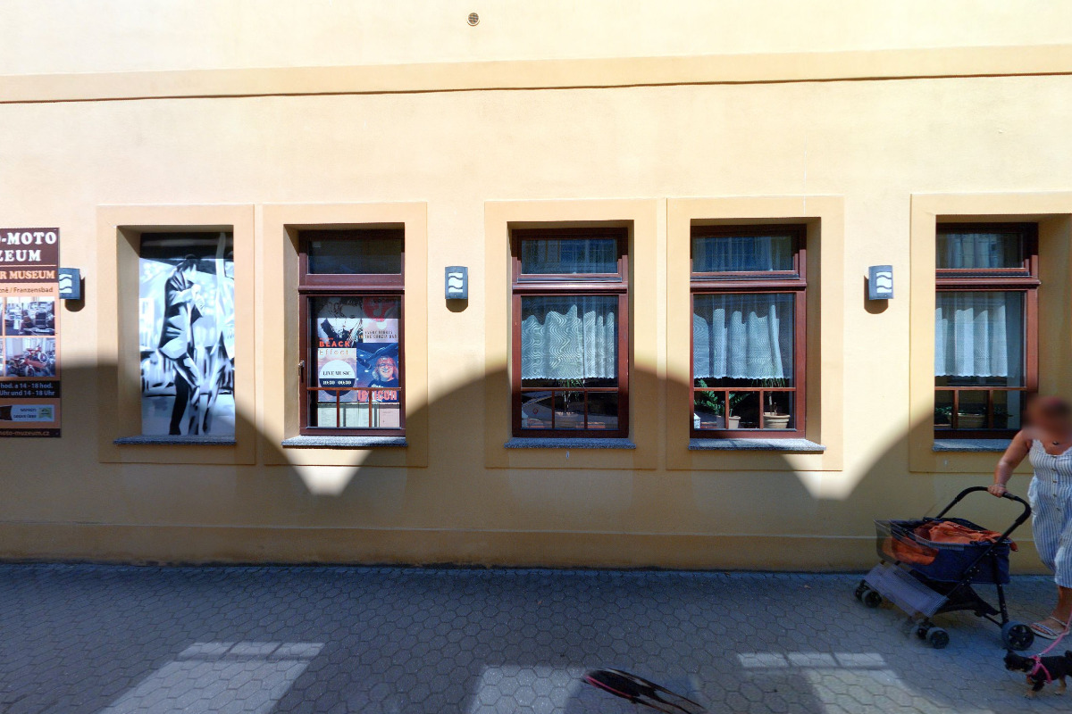 Bankomat Komerční banky