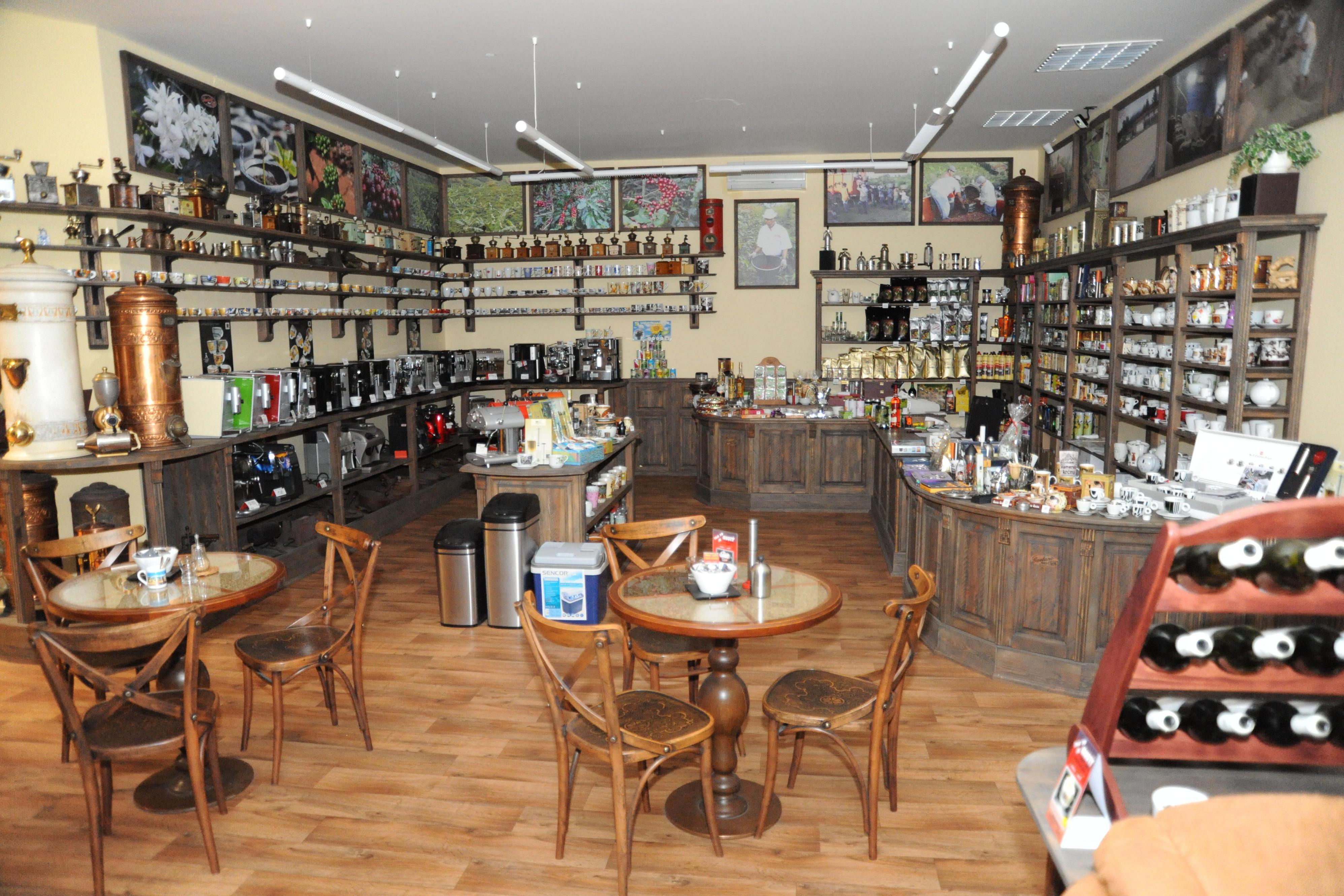 Gaetano Daneli - JURA - prodej a servis, Pražírna kávy