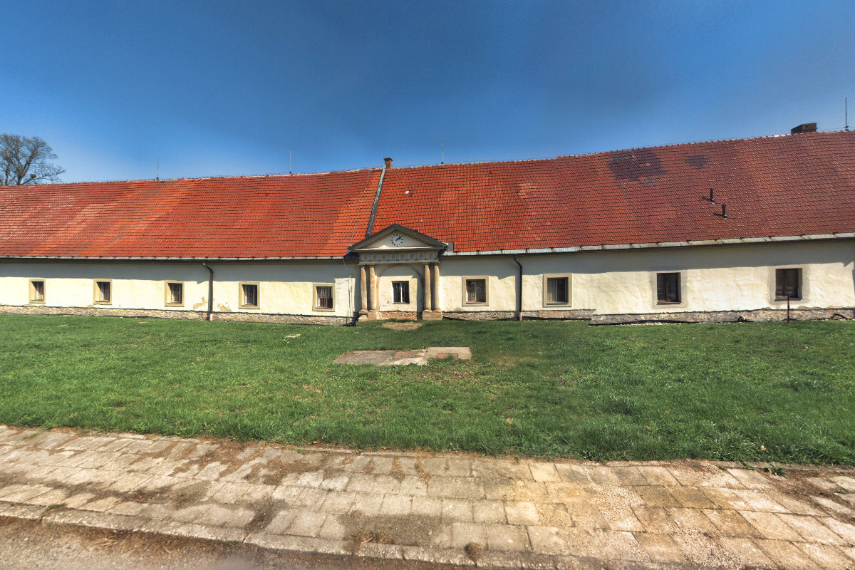 Dvůr Nové Zámky, spol. s r.o. foto 6