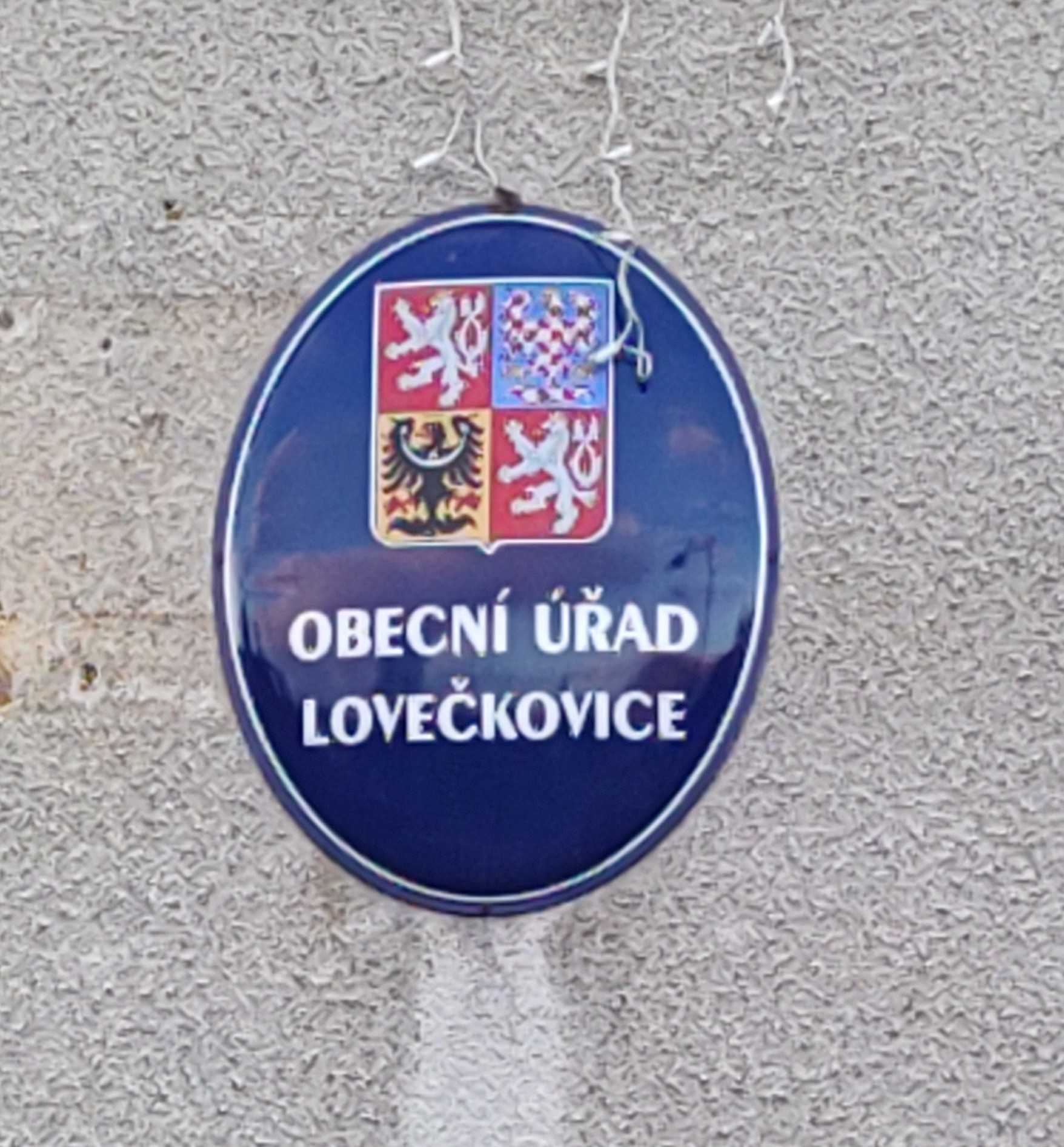 Lovečkovice - obecní úřad foto 3