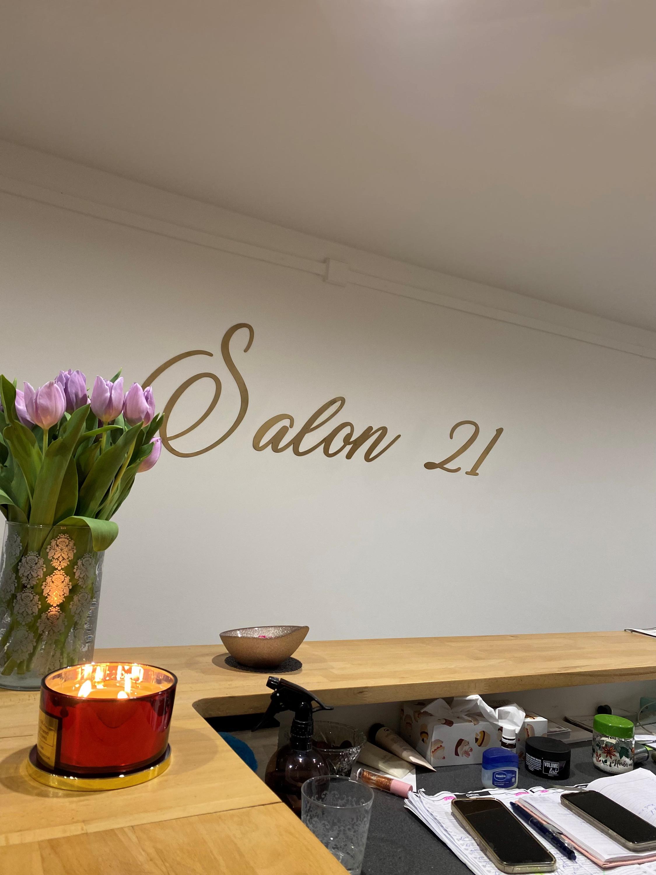 Kadeřnictví Salon 21 foto 3
