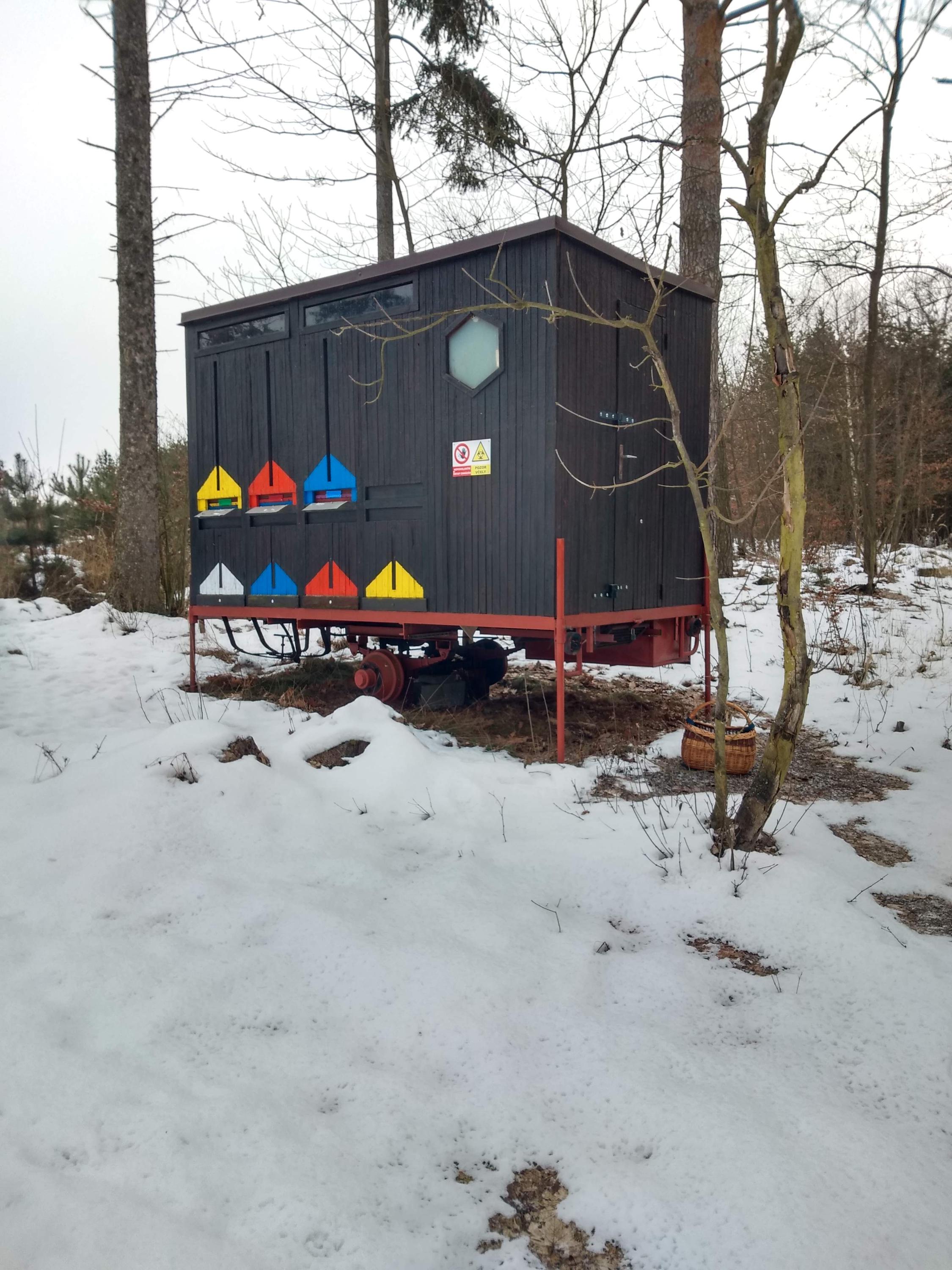 Prodej medu ze dvora foto 4