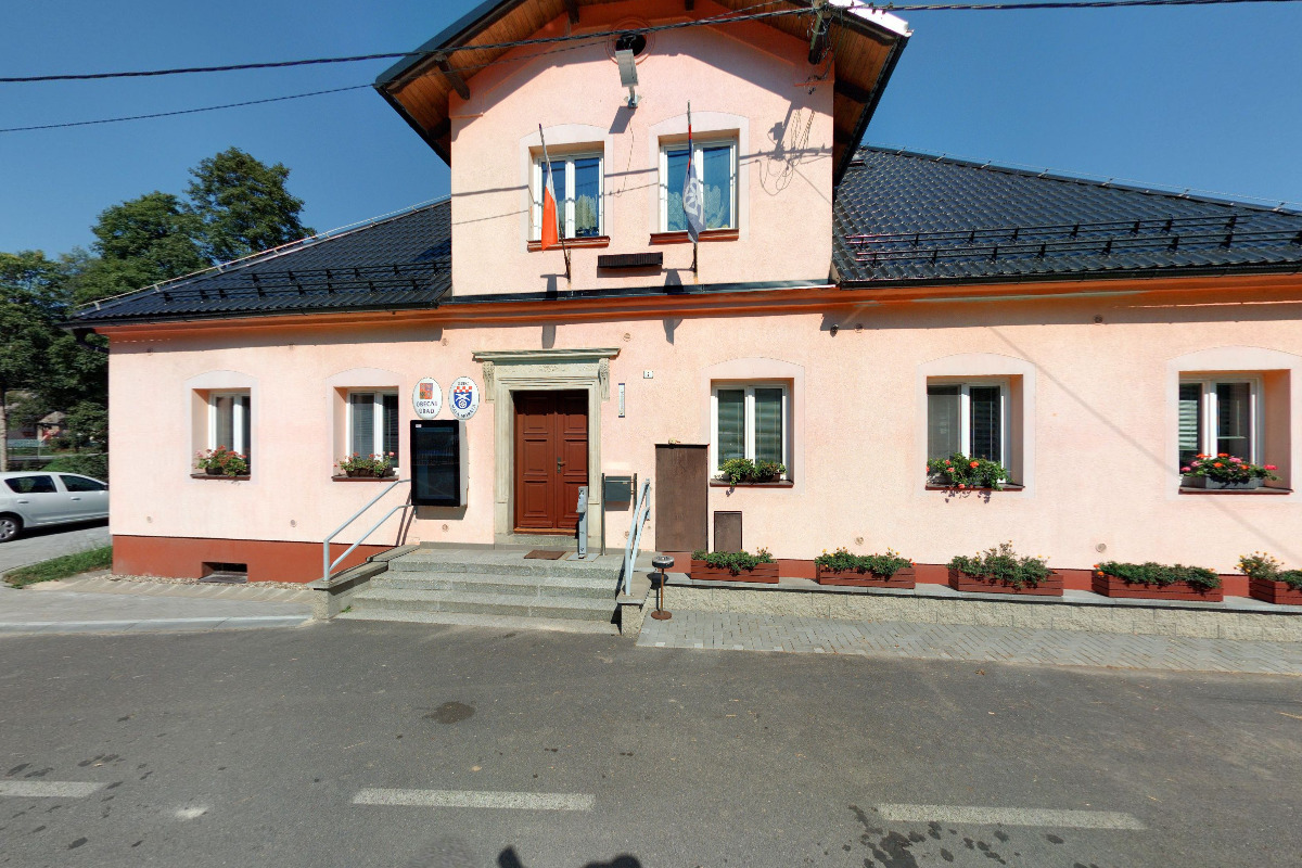 Malá Morava - obecní úřad foto 2