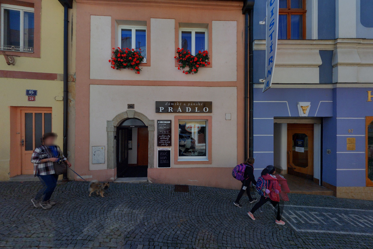 Čistírna oděvů - HOFFMANN spol. s r. o. Chrudim foto 3