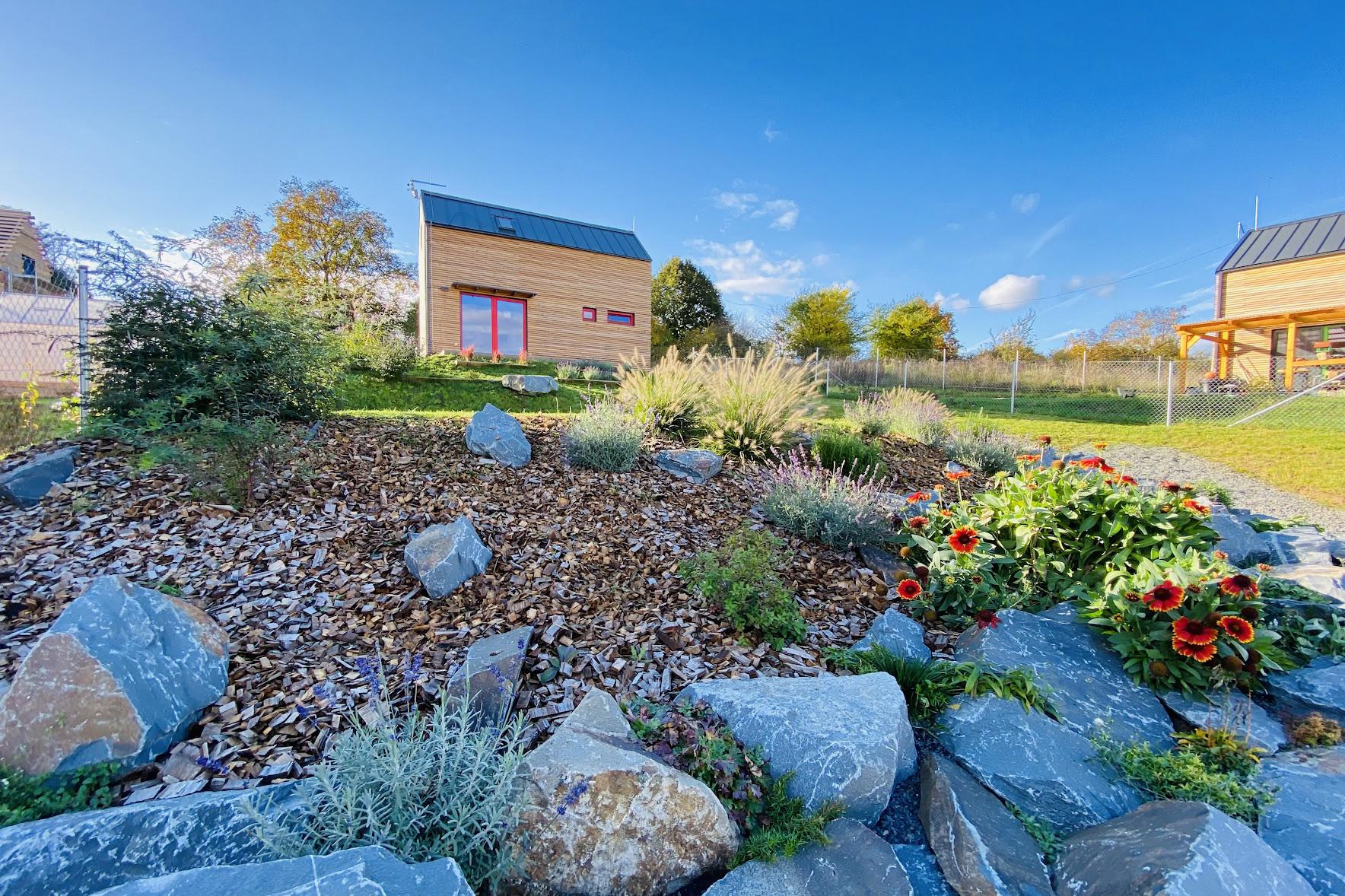 Blackgarden s.r.o. - Realizace zahrad