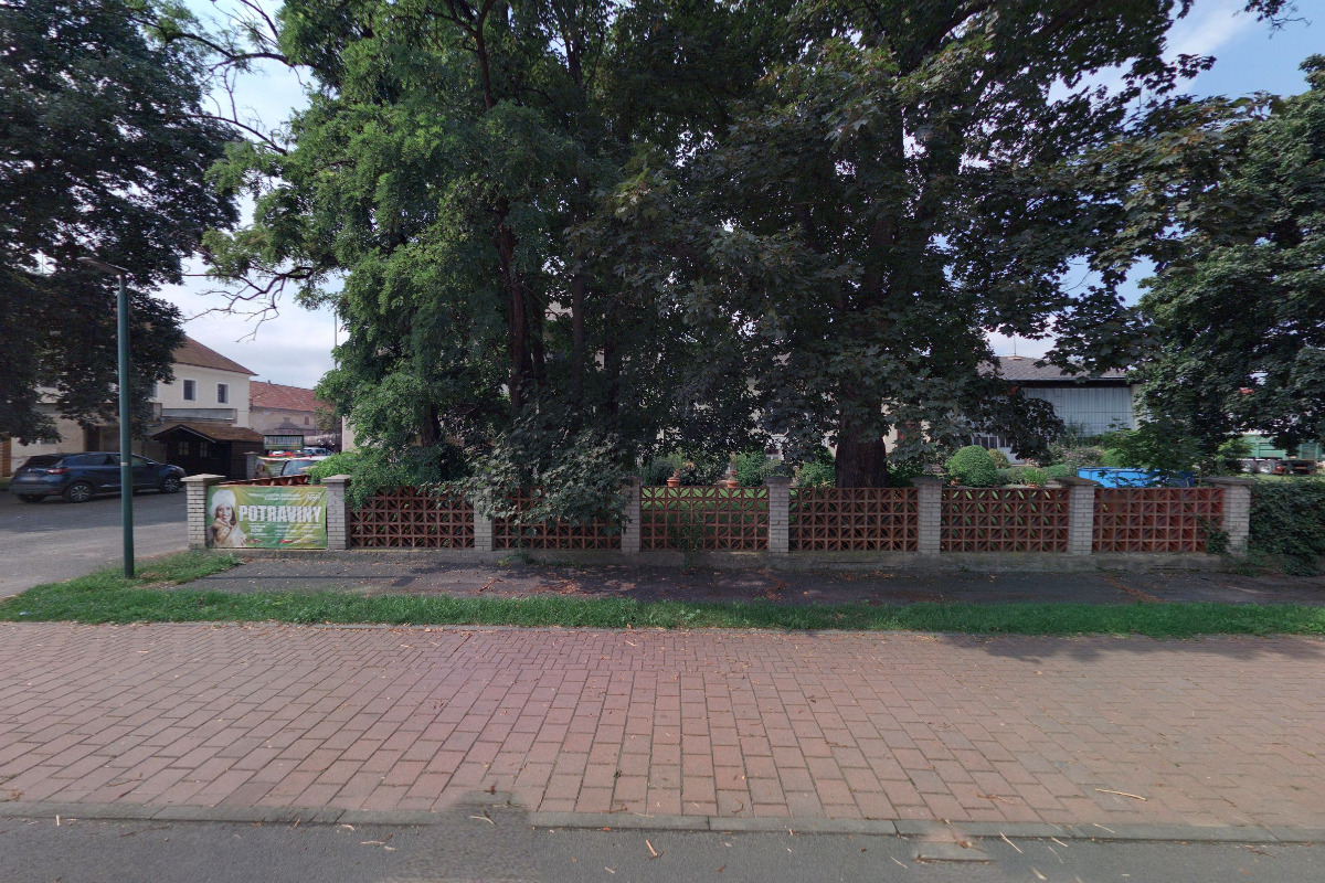 Zemědělské družstvo "Agroholding" se sídlem v Bernarticích