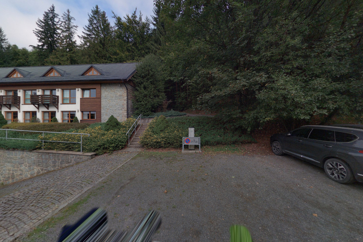 Nabíjecí stanice pro elektromobily foto 1