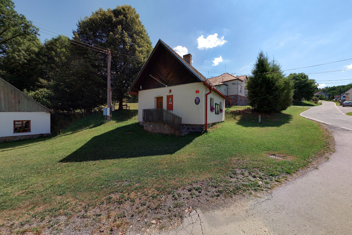 Zvotoky - obecní úřad foto 2