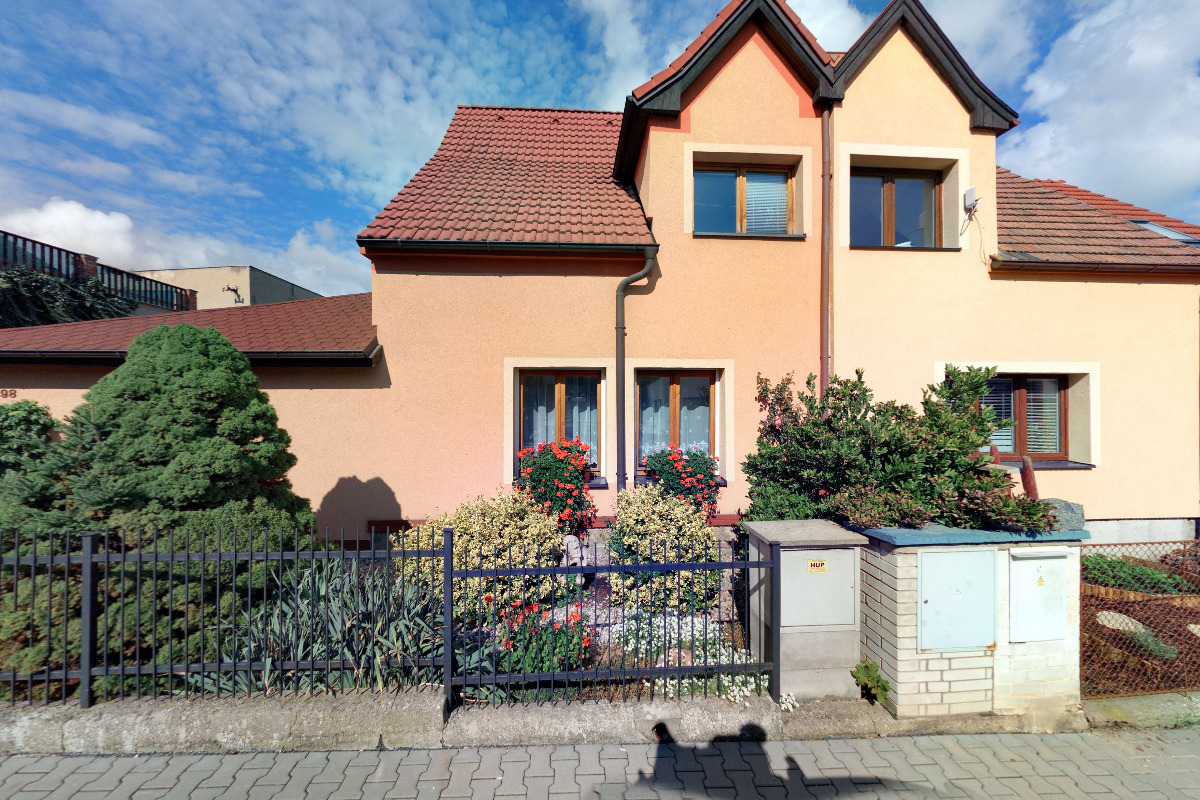 Loutkářský soubor AHOJ Chrudim