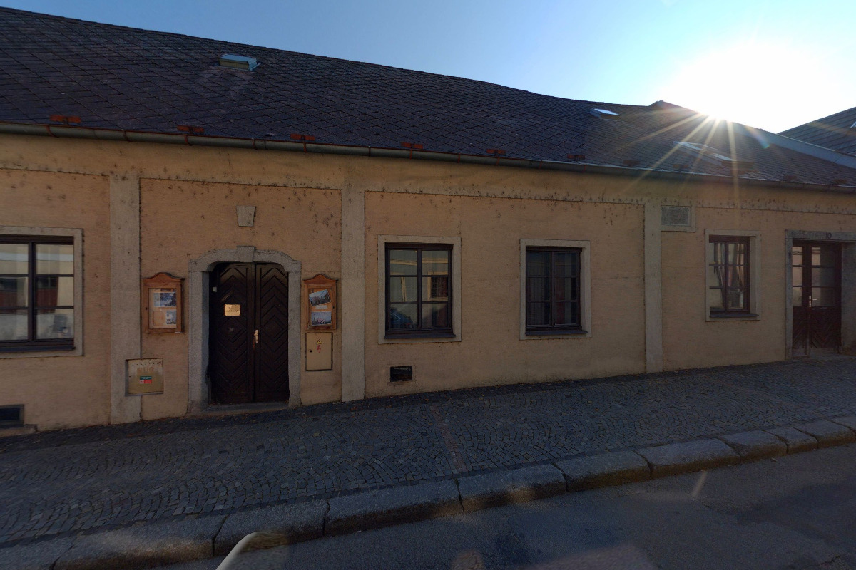 Apoštolská církev, sbor bez hranic Praha foto 2