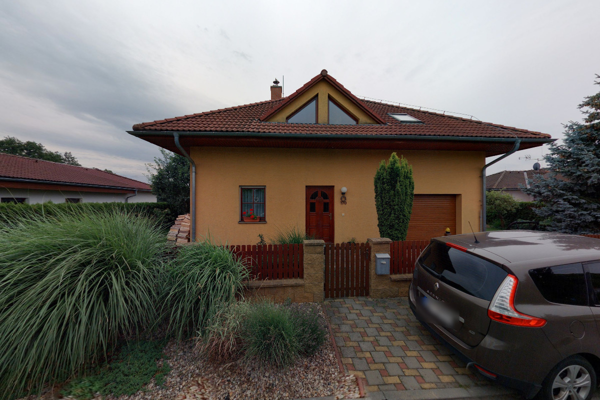 Sunny Language School