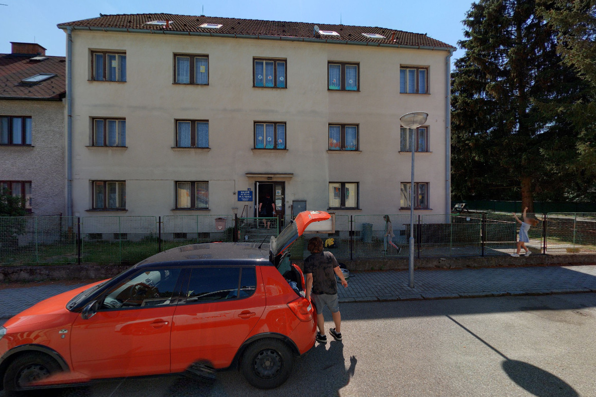 Gymnázium, Střední odborná škola ekonomická a Střední odborné učiliště Kaplice - domov mládeže