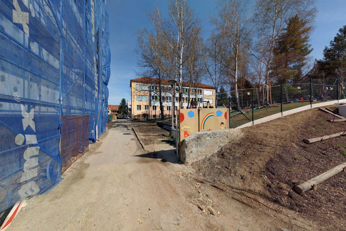 ZŠ Jana Husa a MŠ Písek, Zeyerova foto 3