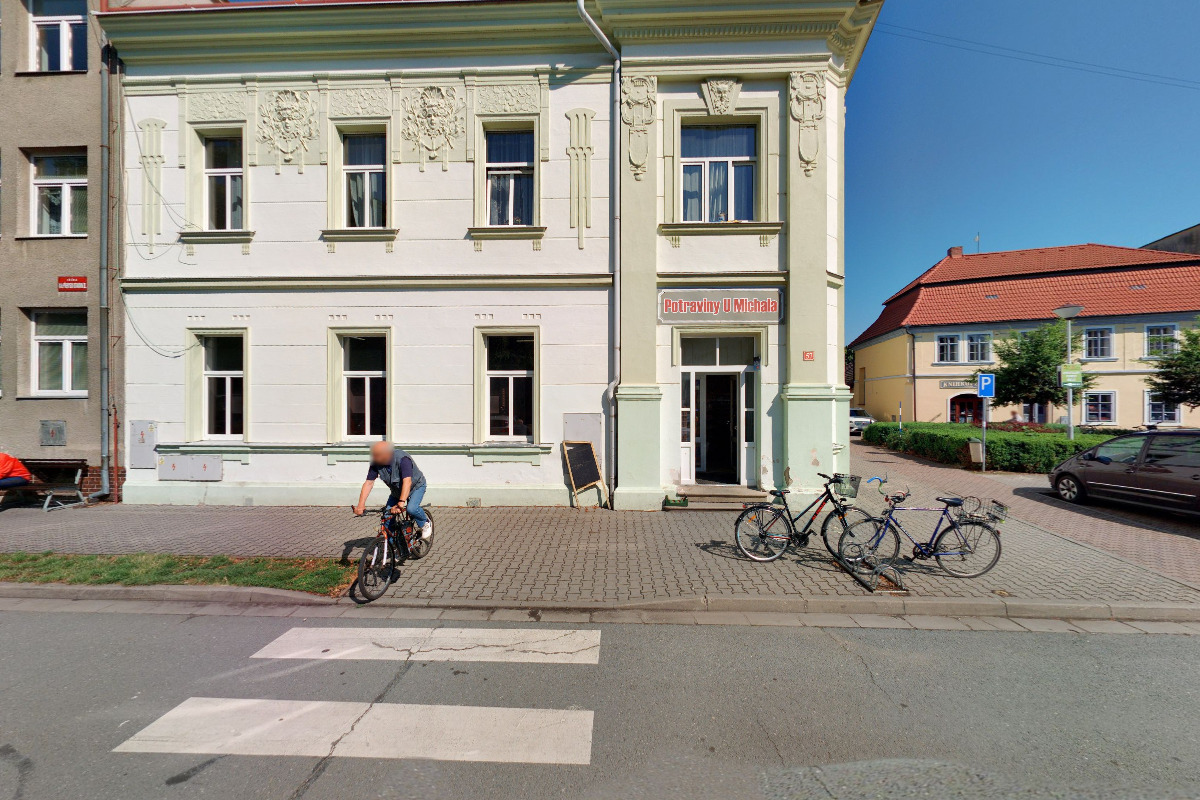 MUDr. Alžběta Chrzová