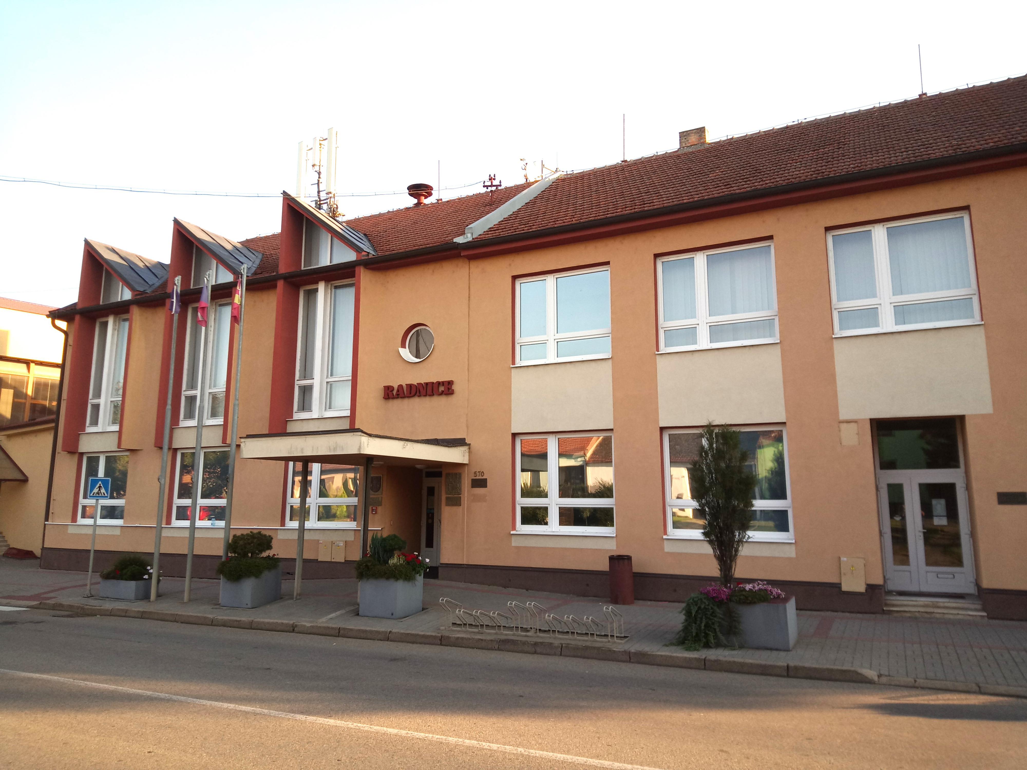 V - AQUARIUS - B, spol. s r.o.