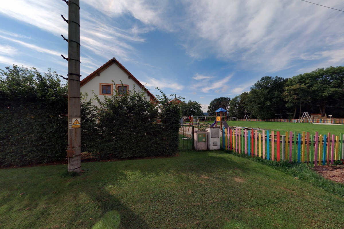 Občerstvení na Hřišti foto 1