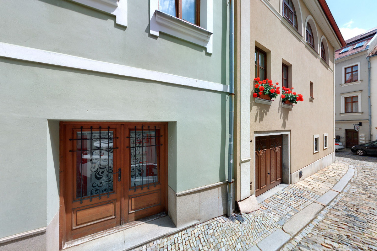 Petra Gruntorádová - Pedikúra foto 2