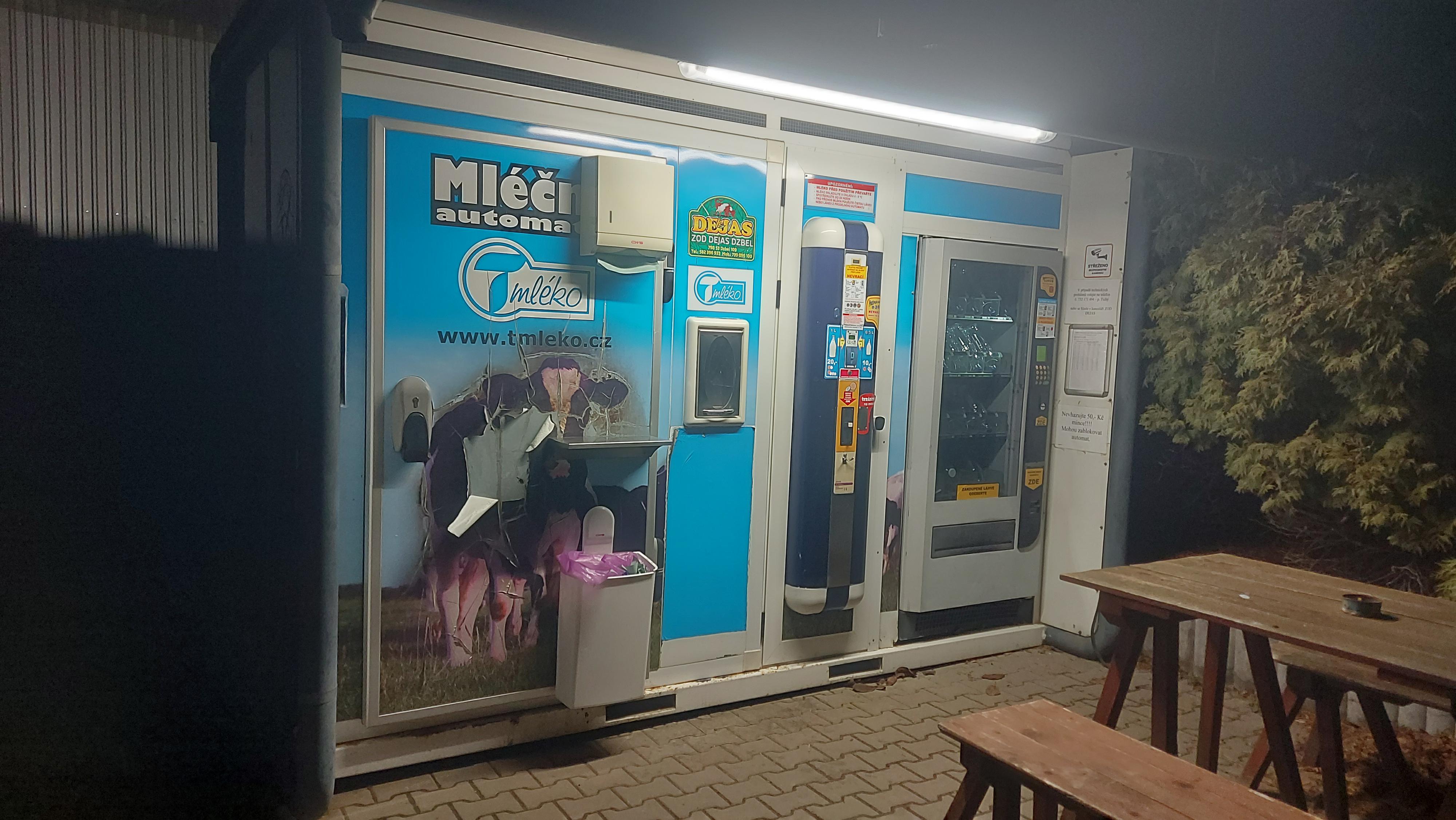 Mlékomat Dzbel foto 2