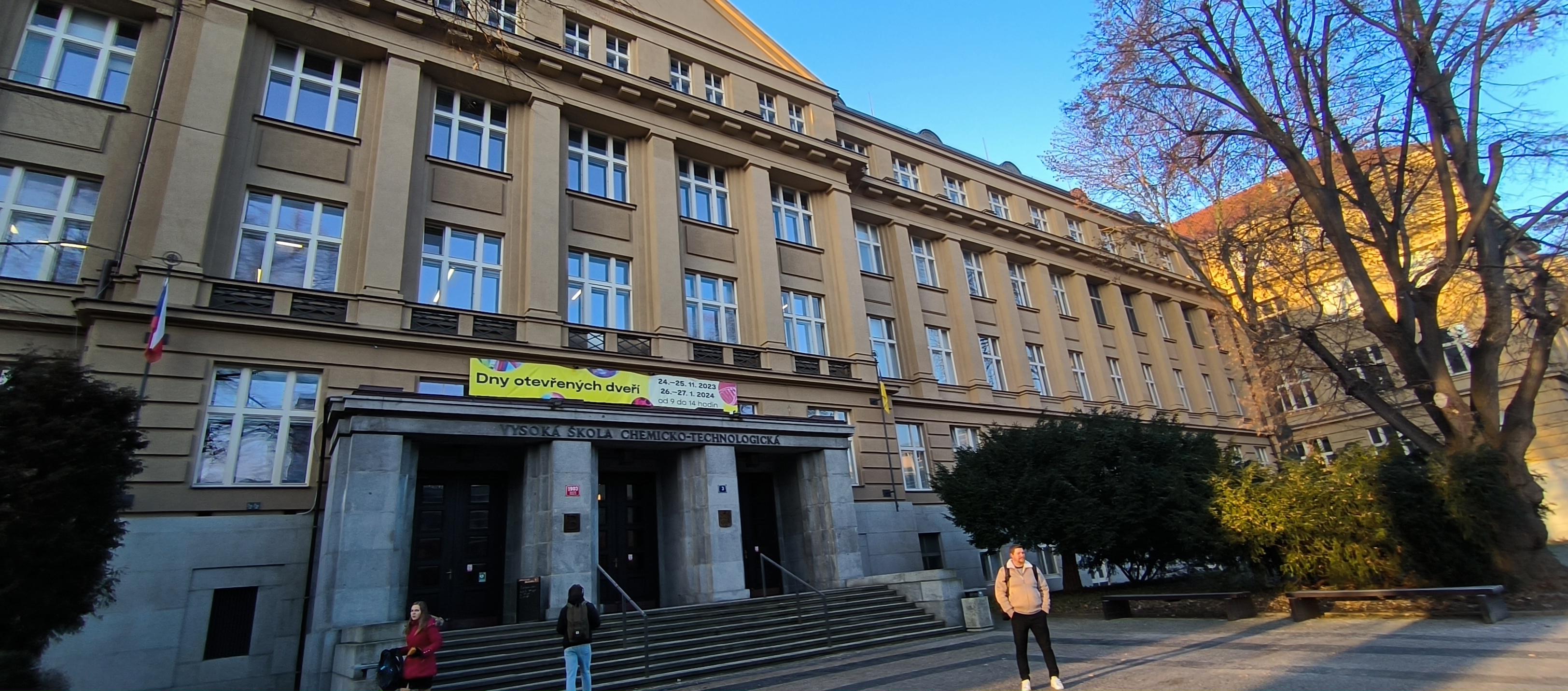 Ústav chemického inženýrství Fakulty chemicko-inženýrské foto 2