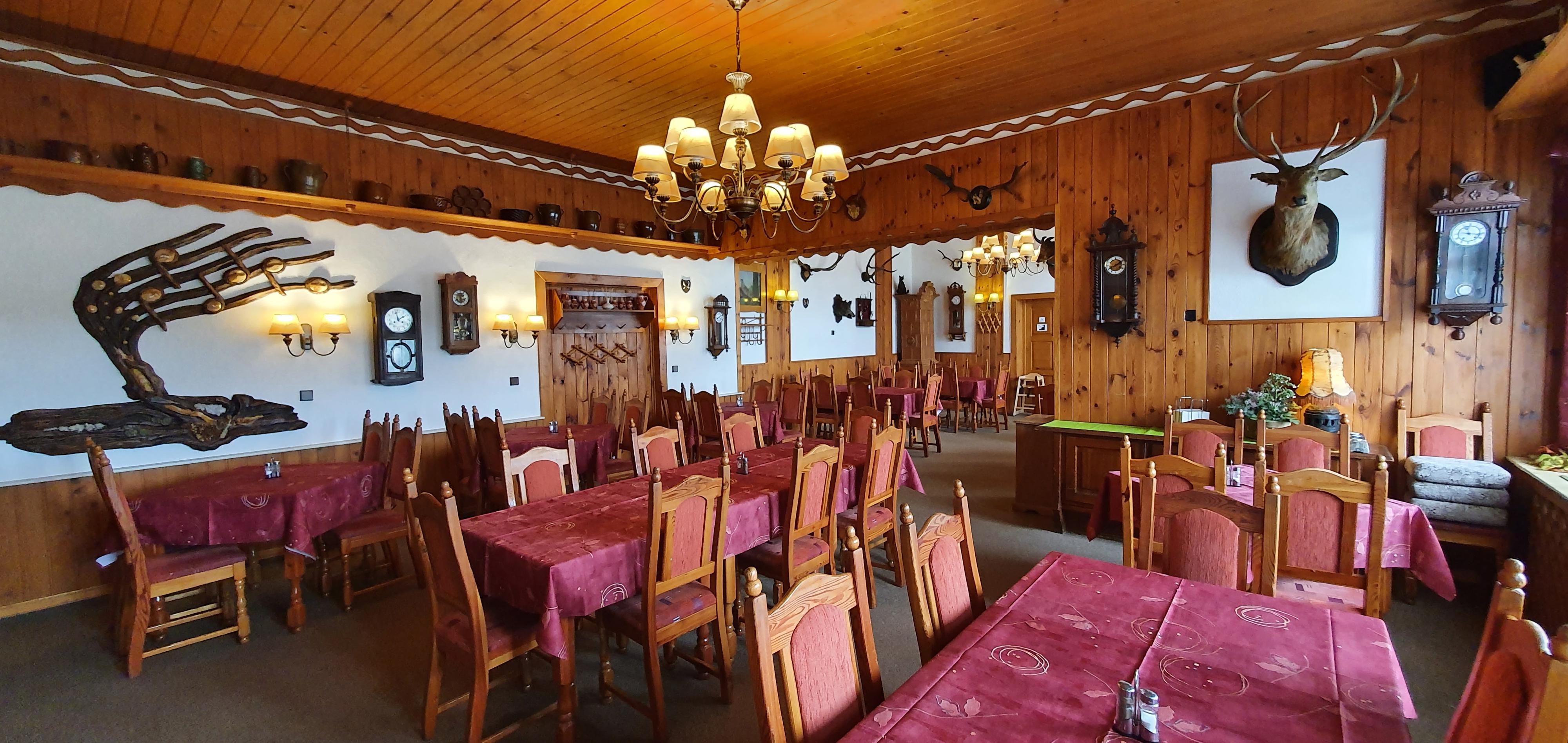 Restaurace Lesní dům foto 2