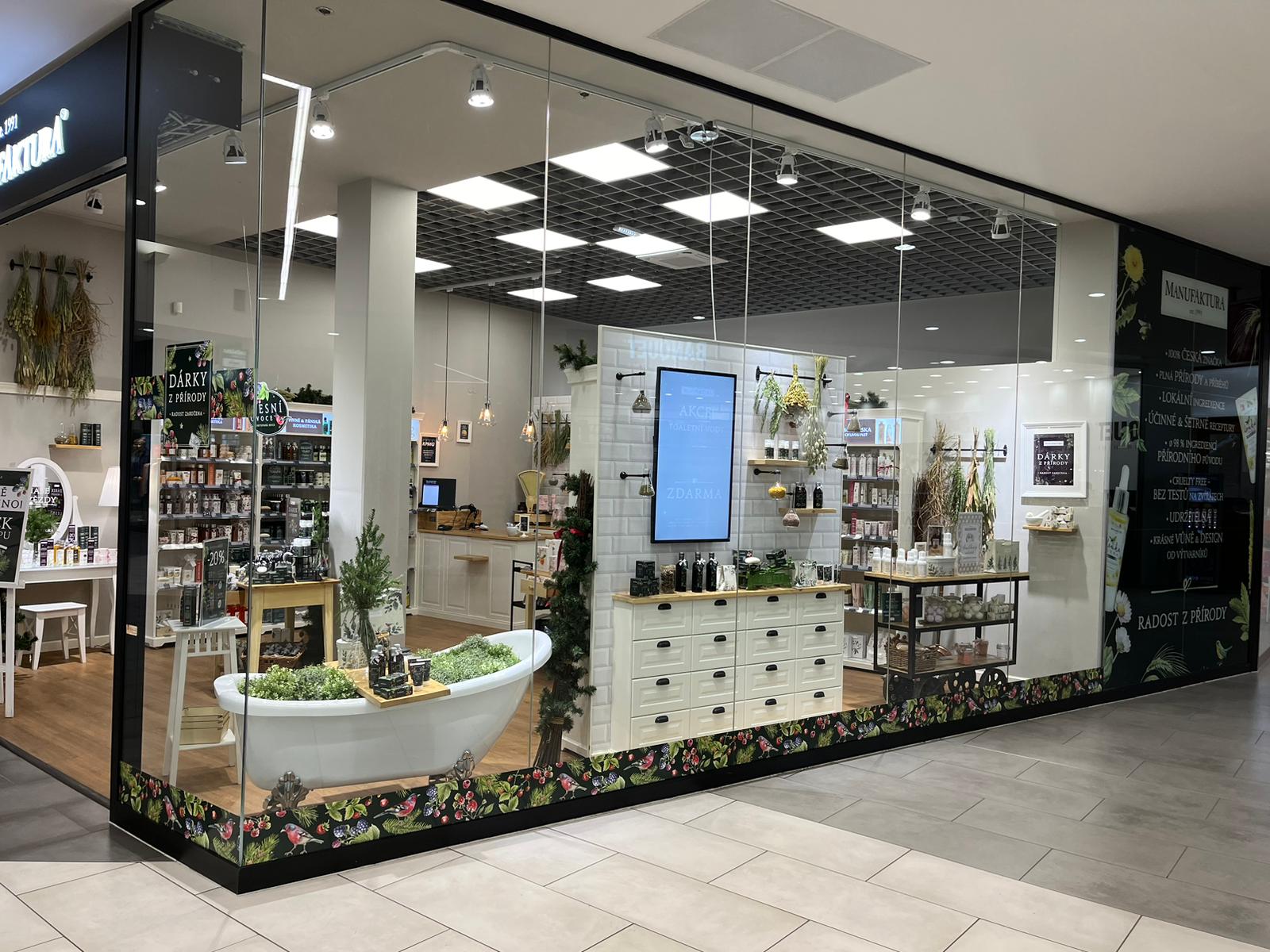 MANUFAKTURA - OC Centro Zlín