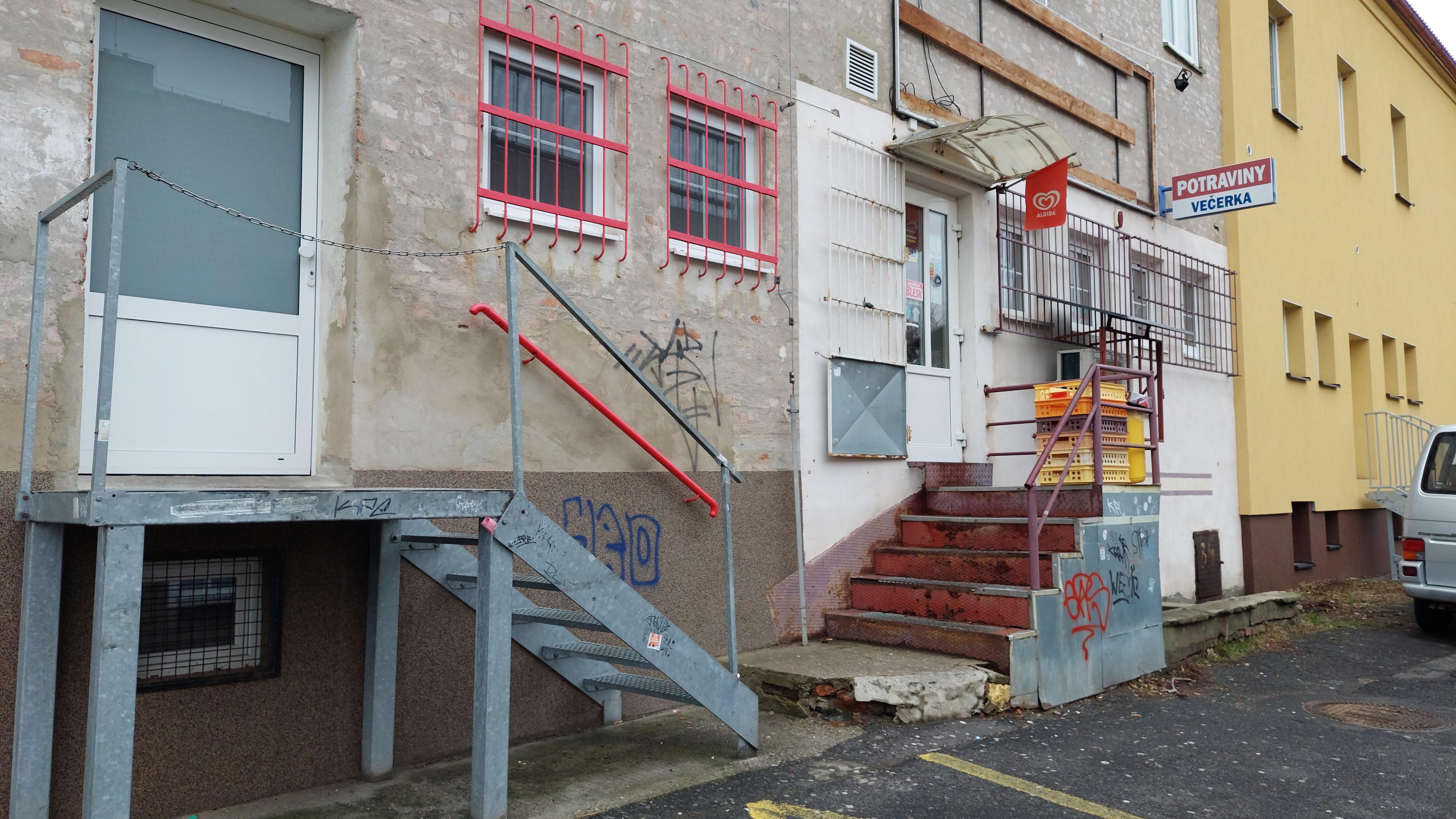 Potraviny S. K. Neumanna 1058, Litvínov foto 4