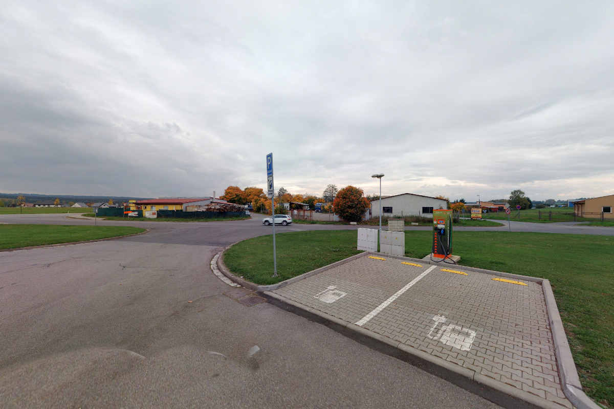 Nabíjecí stanice ČEZ foto 3