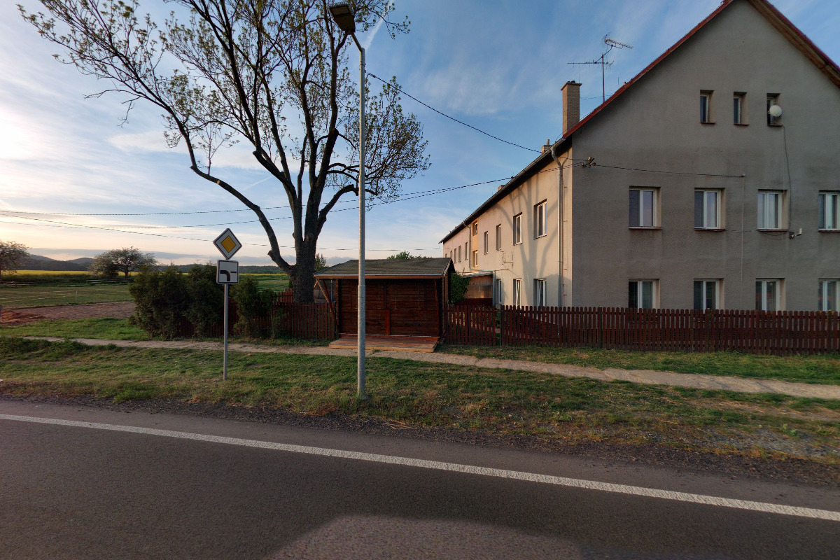 Občerstvení Pod Jasanem foto 1