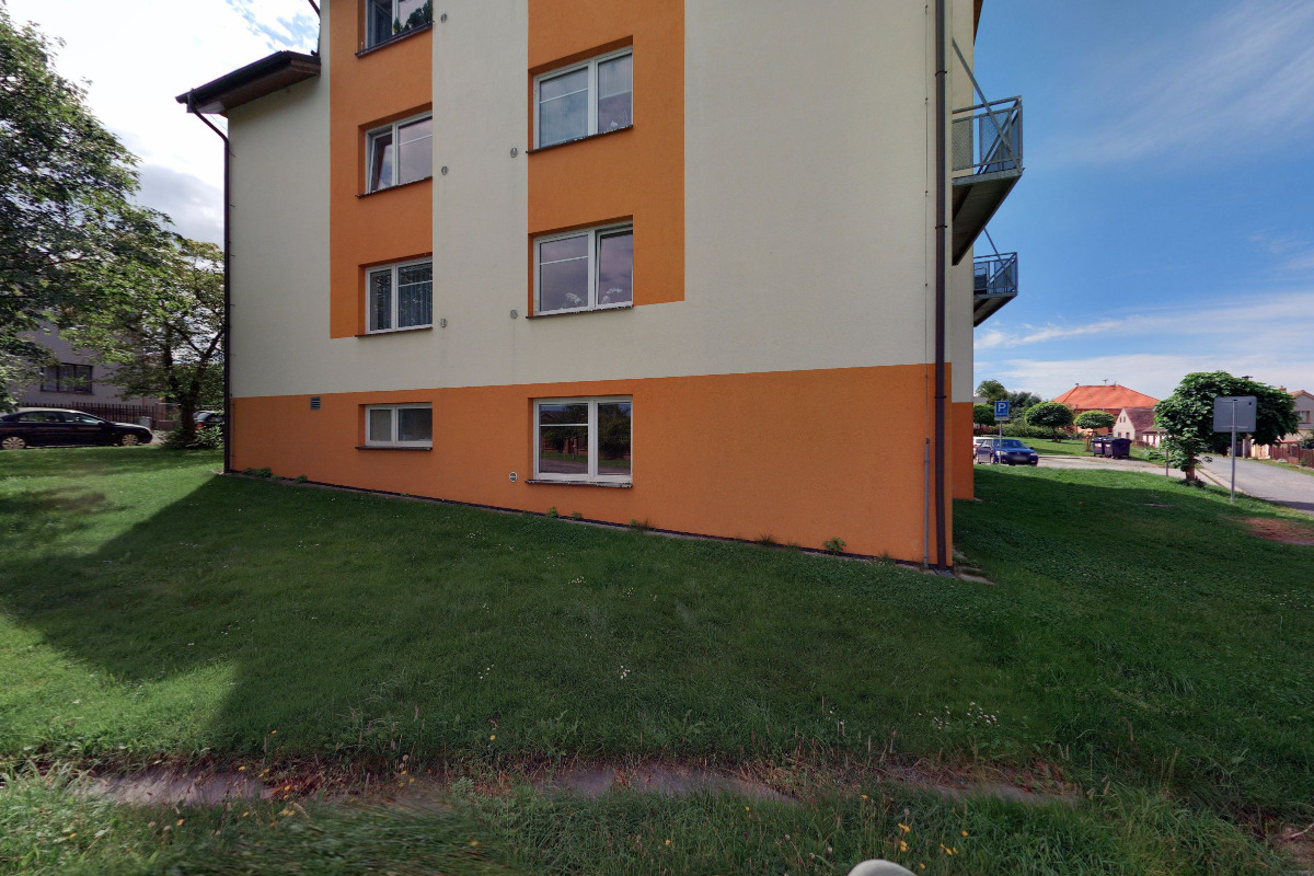 Ing. Luboš Namyslo – jazykové služby