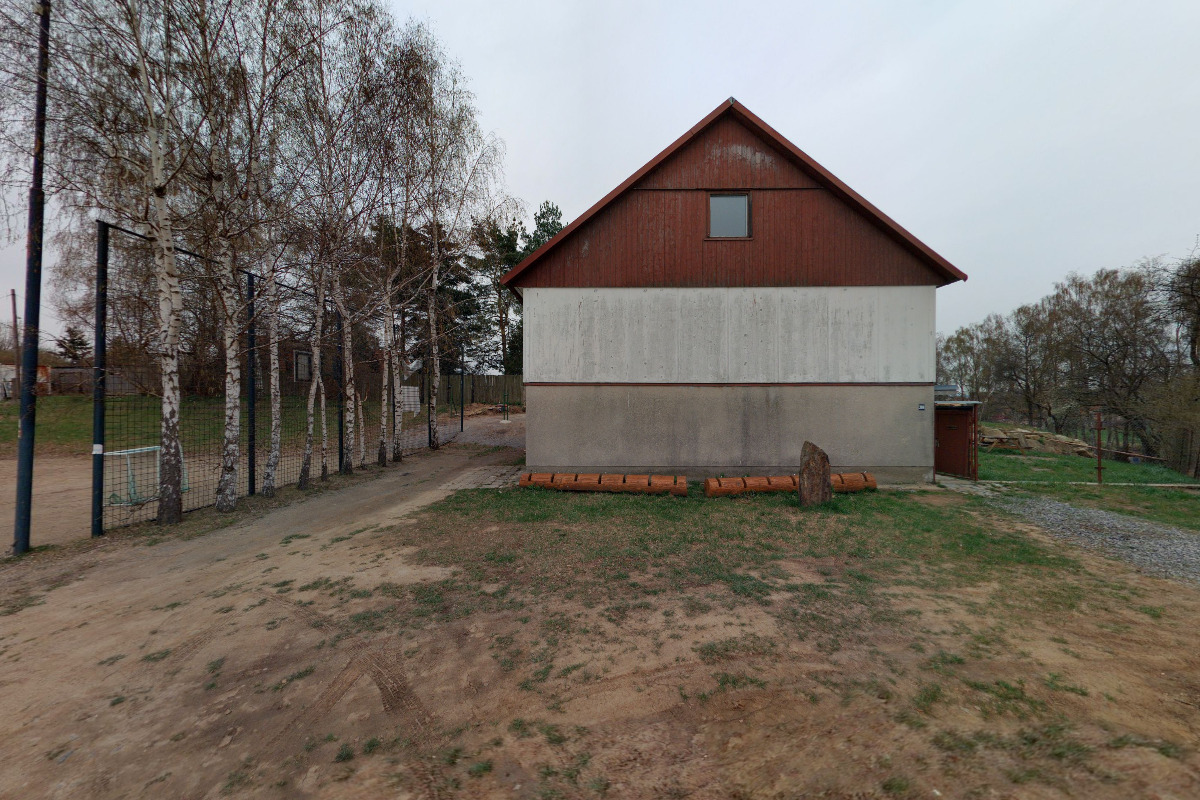 Rekreační dům u rybníka Roštýn