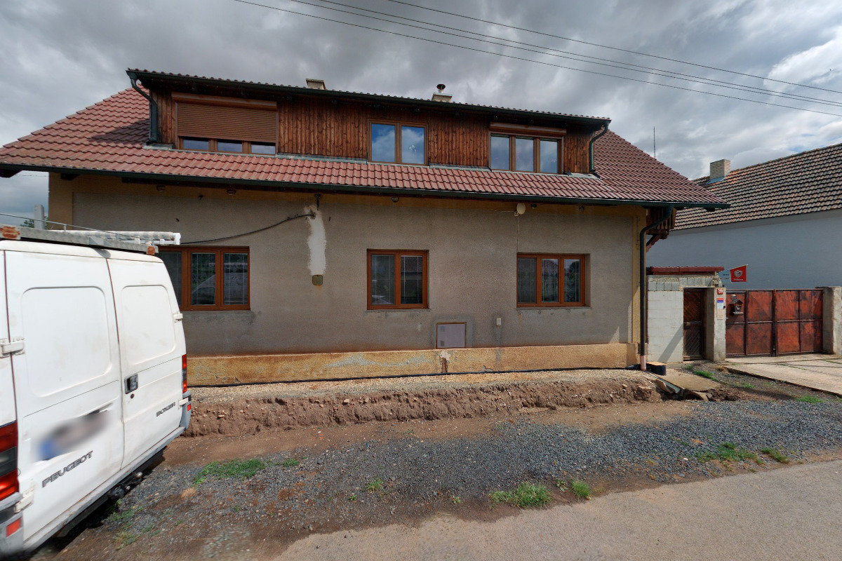 Spojovací materiál Kněževes