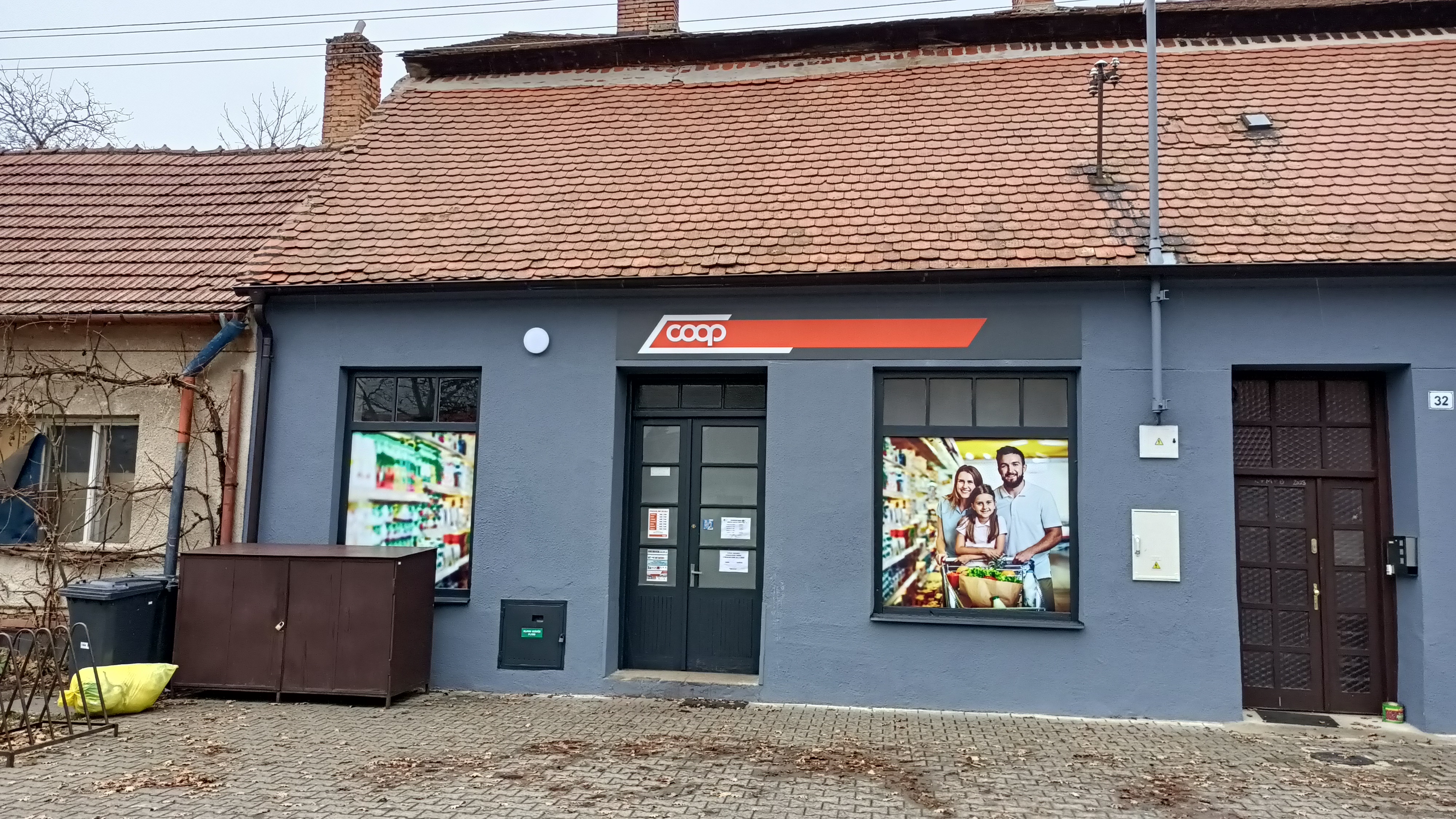 Jednota, spotřební družstvo v Hodoníně - COOP