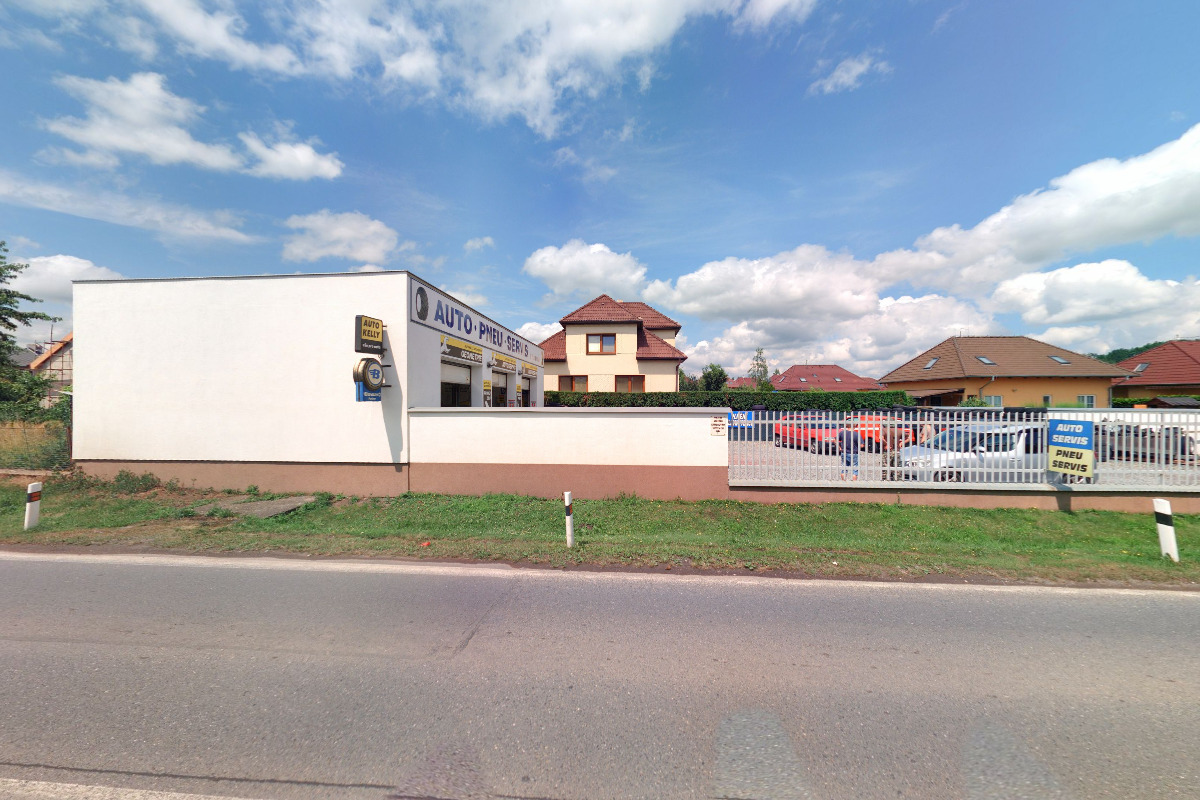 AUTO PNEU SERVIS U FLORIÁNA